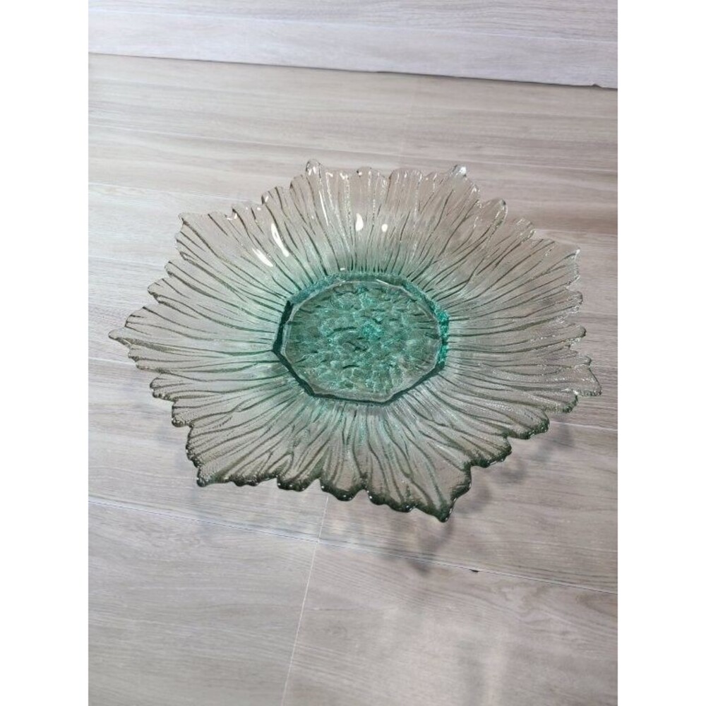 Vintage Blue Green Glass Sunflower Plate 11” Textured Floral Serving Bowl Teal